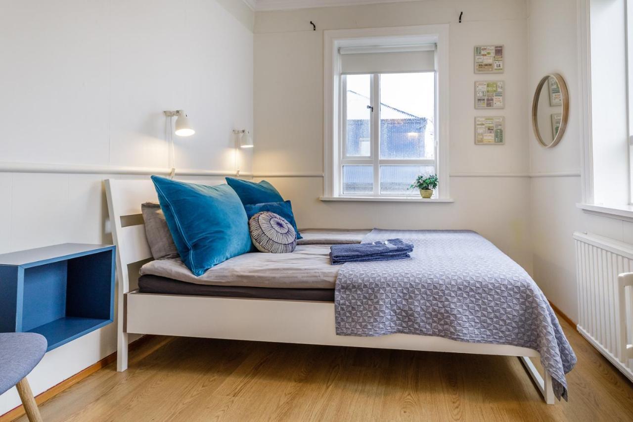 Glad'S Guesthouse Рейкявик Екстериор снимка