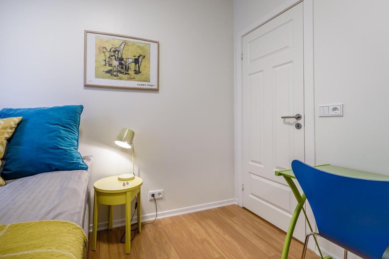 Glad'S Guesthouse Рейкявик Екстериор снимка