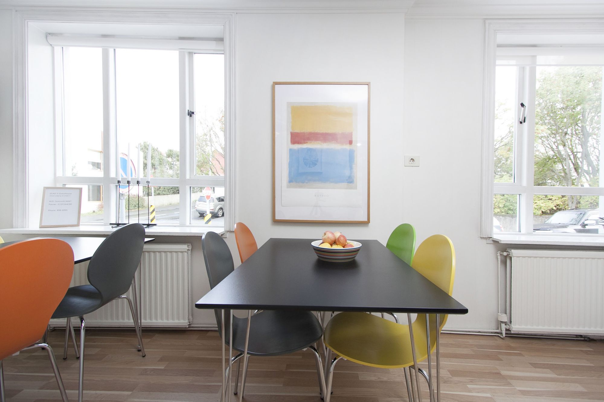 Glad'S Guesthouse Рейкявик Екстериор снимка