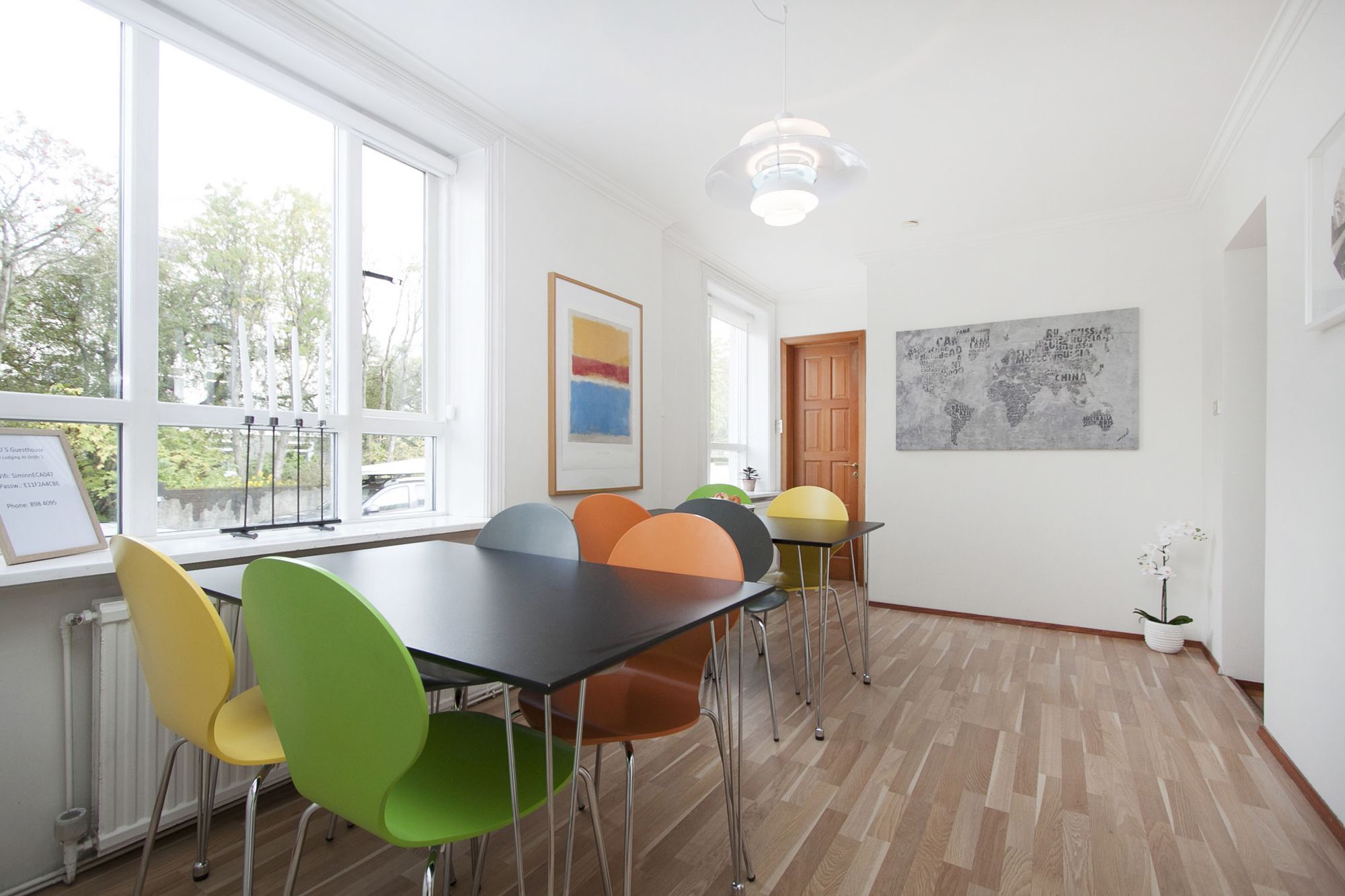 Glad'S Guesthouse Рейкявик Екстериор снимка
